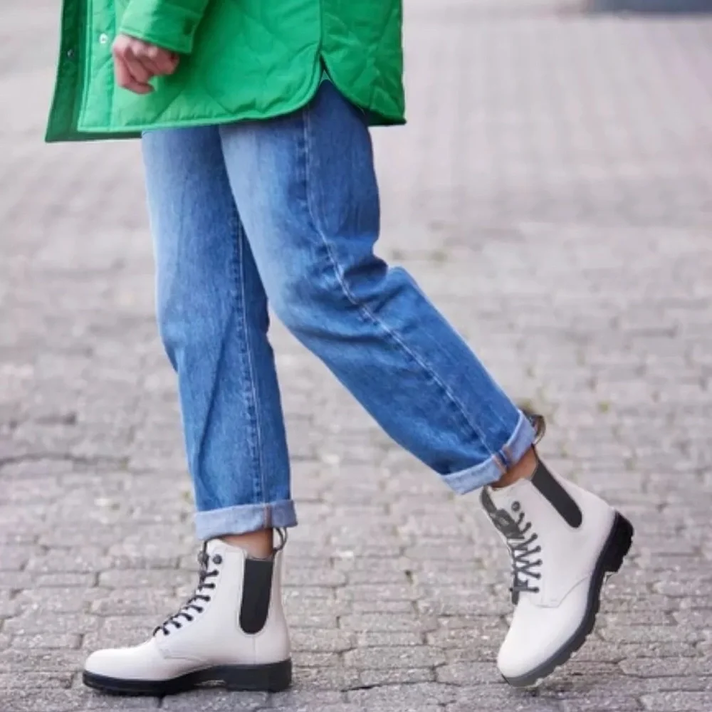 Blundstone #2324 Orginals Lace Up Boot Oat Ivory Black Trim - Picture 3 of 11